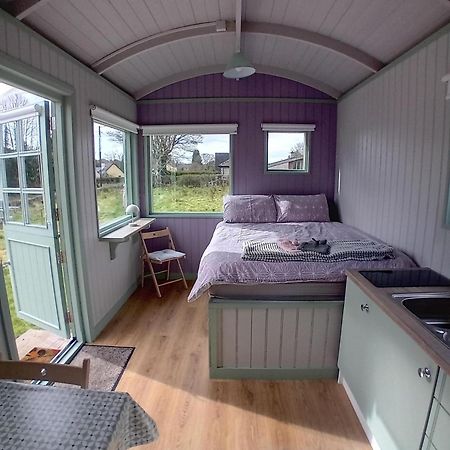 Market Street Shepherd'S Hut Leitrim Dromahair Exterior foto