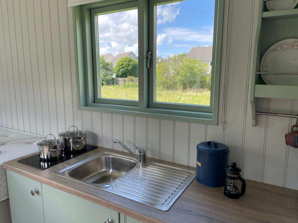 Market Street Shepherd'S Hut Leitrim Dromahair Exterior foto